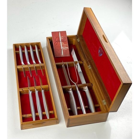 Vintage Gerber Legendary Blades Carving Set + Steak Knives Walnut Case 10 Pieces - Picture 1 of 14